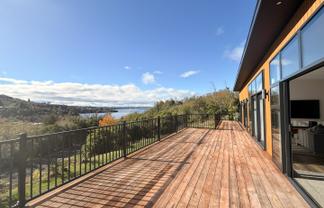 7 Parawera Drive, Acacia Bay