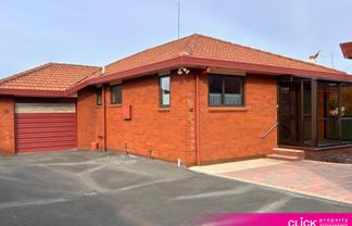 B/12 Market Street, Saint Kilda