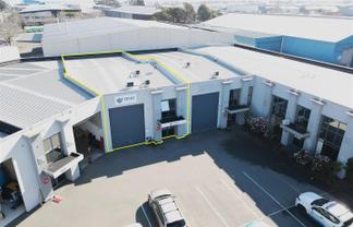 Great mix of Warehouse and Office