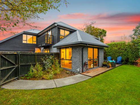 2/122 Tennyson Street, Sydenham