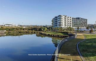 102/1 Rose Garden Lane, Albany