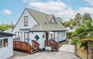 15B Anderson Road, Deanwell