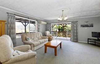 16 and 18 Faris Crescent, Wainuiomata