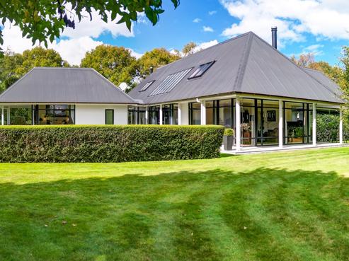 19 Western Line, Brunswick