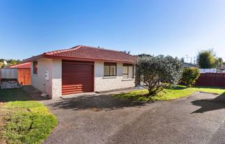 8/4074 Great North Road, Glen Eden