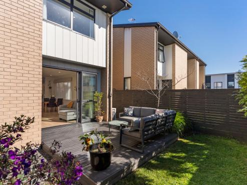 22 David Carnegie Road, Hobsonville