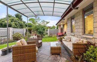 12 Charteris Rise, Riverdale