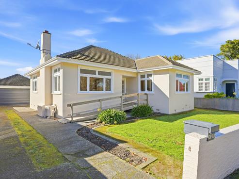 109 Anzac Parade, Whanganui East