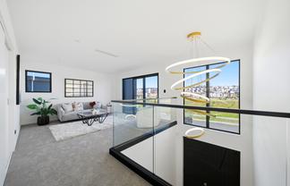 24 Streamview Way, Long Bay