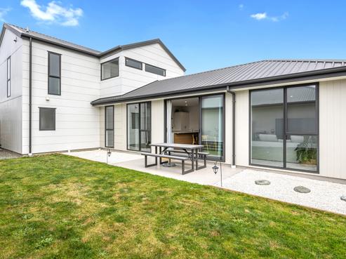 9 George West Square, Halswell