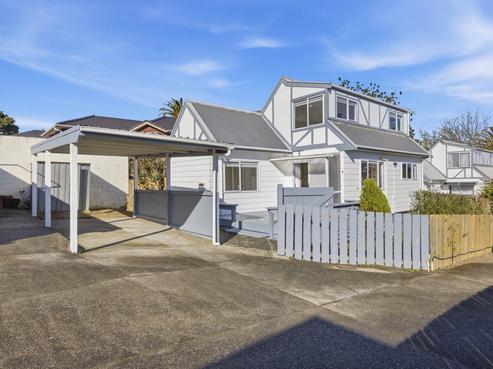 2/8 Chalmers Street, Avondale