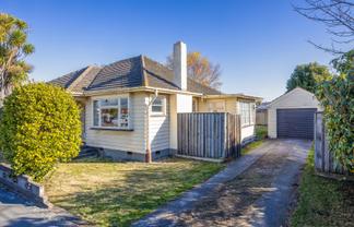 193 Main North Road, Redwood