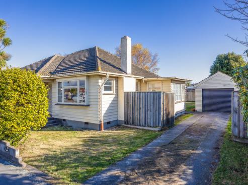 193 Main North Road, Redwood
