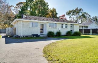 18 Snell Drive, Enderley