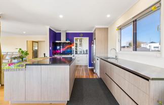 11 Sullivan Avenue, Mangere Bridge