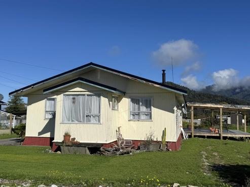 30 Brodie Street, Blackball