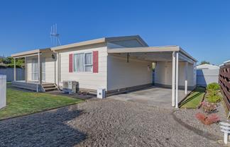8A Nikau Street, Levin