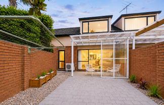 18/1 Melview Place, New Lynn
