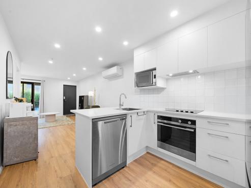 22/28 Westgate Drive, Massey
