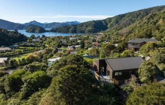 29 Manuka Drive, Ngakuta Bay