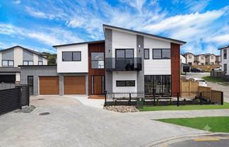 76 Koromeke Street, Flat Bush
