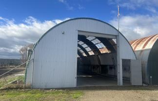 Functional warehouse with yard
