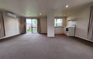 37 Holmes Drive South, Massey