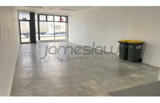Te Atatu South - Road Front Retail
