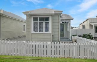 11 Berry Street, Gisborne