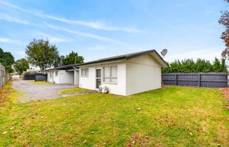 213a Pattison Road, Akina