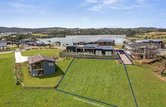 48 Rangitahi Road, Raglan