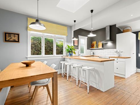 2 Earl Street, Hillsborough