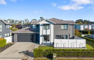 9 Vincent McGrath Crescent, Swanson