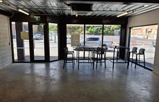 "Simply The Best" - Office/Retail 90sqm
