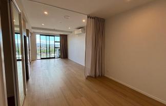 801/2B Te Ara Taurapa, Point Chevalier