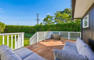 15  Blacks Road, Greenhithe