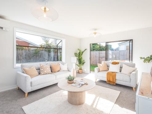 2/61 Caledonian Road, Saint Albans