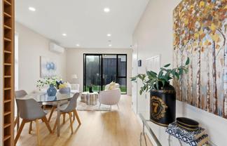 5/929-933 East Coast Road, Torbay