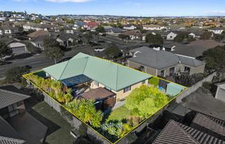 235 Kilkenny Drive, East Tamaki Heights