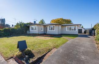 8 Norwich Place, Awapuni
