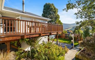 299 Pine Hill Road, Pine Hill
