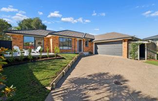 9 Louvain Place, Greenhithe