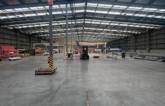 Large Warehouse or Manufacturing with Cranes