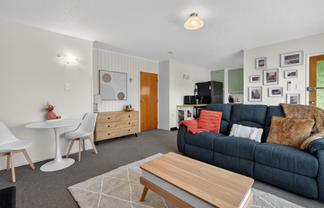 6/195 Waterloo Road, Hutt Central