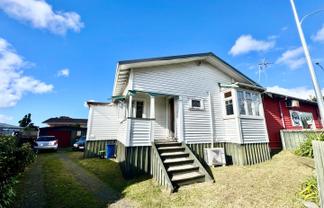 104 McLeod Road, Te Atatu South