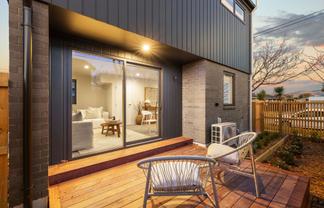 1-2/437 Worcester Street, Linwood