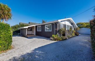 12 Anglesea Street, Renwick