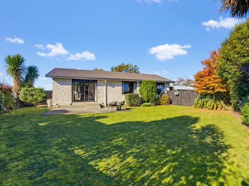 25 Kinross Street, Hei Hei