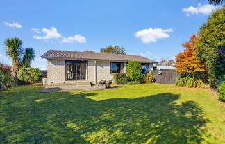 25 Kinross Street, Hei Hei