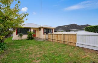 16 Tawai Street, Trentham